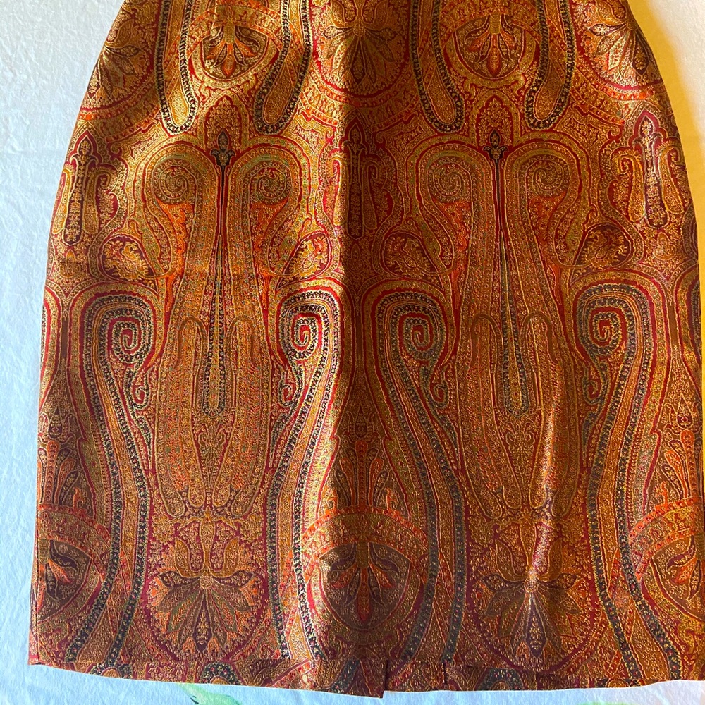 ESCADA Brocade Pencil Skirt Size 44 Holiday Ready!